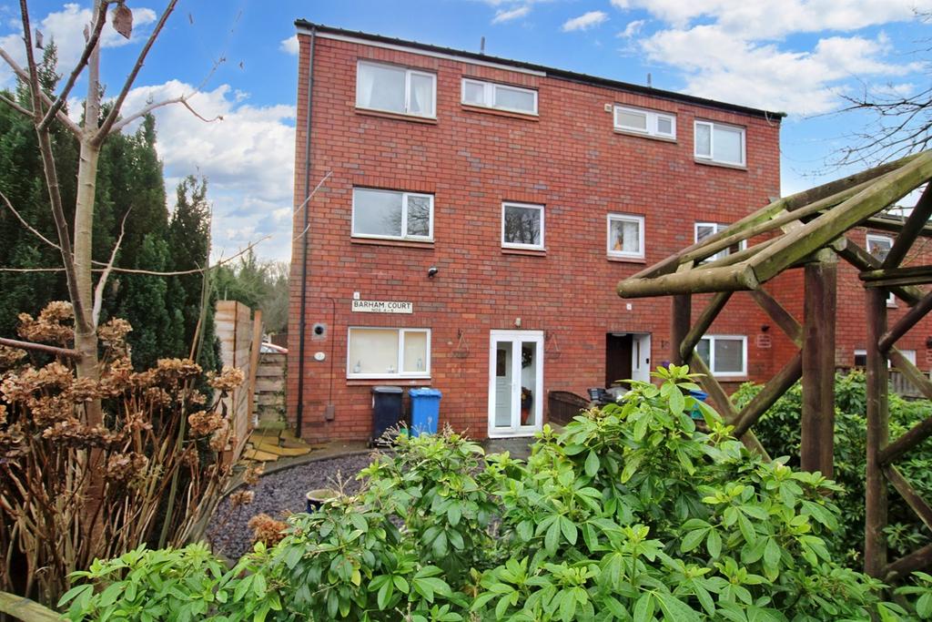Barham Court, Birchwood, Warrington, WA3 4 bed end of terrace house £