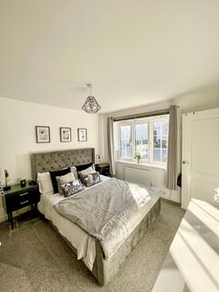 2 bedroom ground floor maisonette for sale - Runnymede Drive, Odiham, Hook, RG29