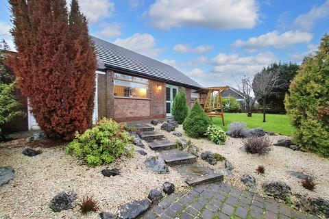 2 bedroom bungalow for sale - Elmwood Avenue, Ashton-in-Makerfield, Wigan, WN4