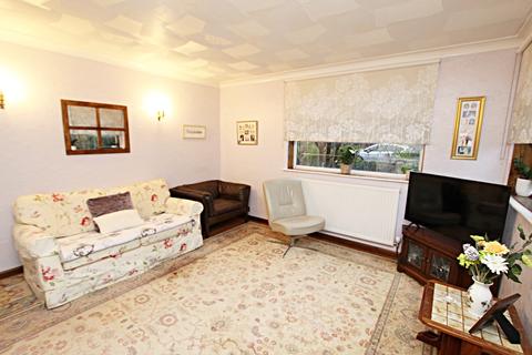 2 bedroom bungalow for sale - Elmwood Avenue, Ashton-in-Makerfield, Wigan, WN4