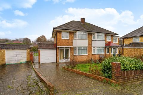 12 Nursery Close, Orpington, BR6 0DZ