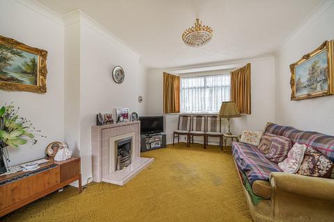 12 Nursery Close, Orpington, BR6 0DZ