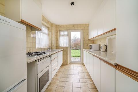 12 Nursery Close, Orpington, BR6 0DZ
