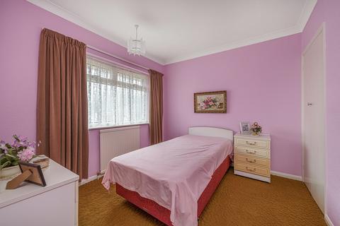 12 Nursery Close, Orpington, BR6 0DZ