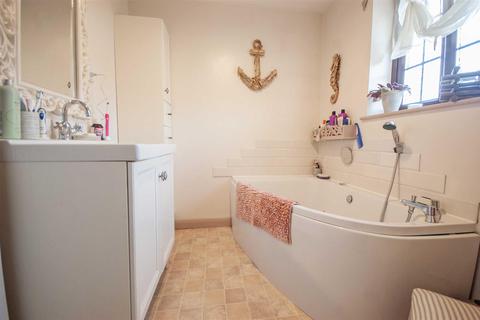 101 Beardsley Drive, Chelmsford, CM1 6GJ