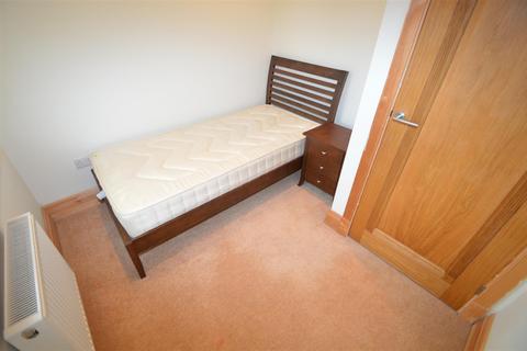 4 bedroom house to rent - Queens Road, Loughton IG10