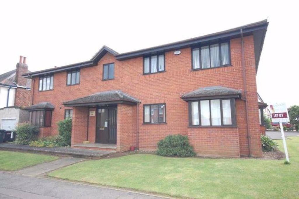 Kingsley Court, Nunnery Road Rothwell 1 bed apartment £645 pcm (£149 pw)