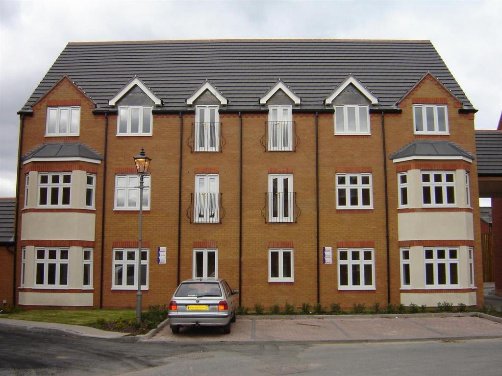 The Briars, Aldridge 2 bed apartment £149,950