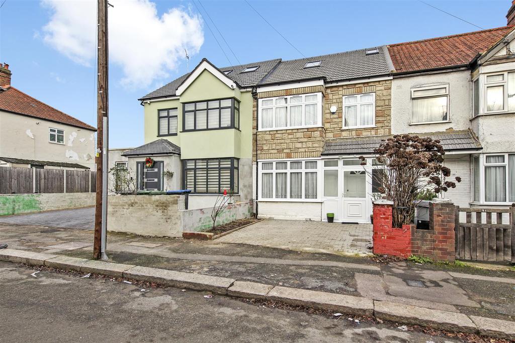 Queensbury Road, London 4 bed terraced house £2,800 pcm (£646 pw)