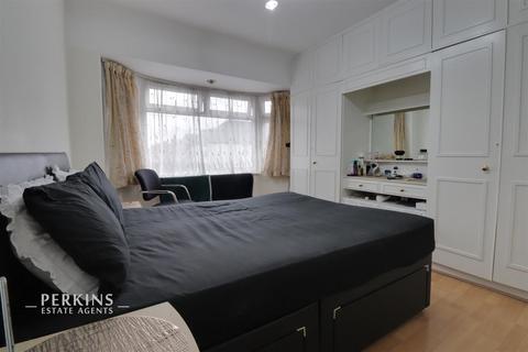 4 bedroom end of terrace house for sale, Greenford, UB6