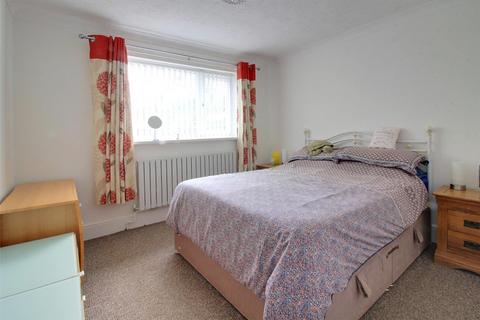 4 Bulstrode Avenue, Dereham, NR19 1EU