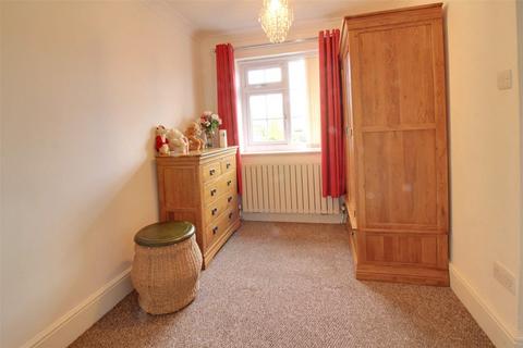 4 Bulstrode Avenue, Dereham, NR19 1EU