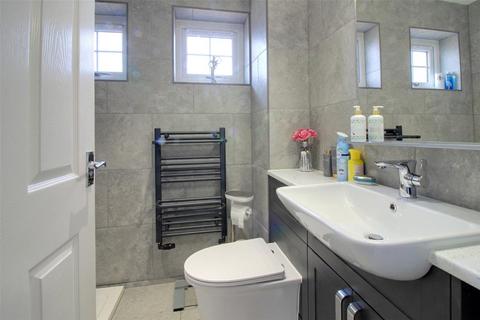 4 Bulstrode Avenue, Dereham, NR19 1EU