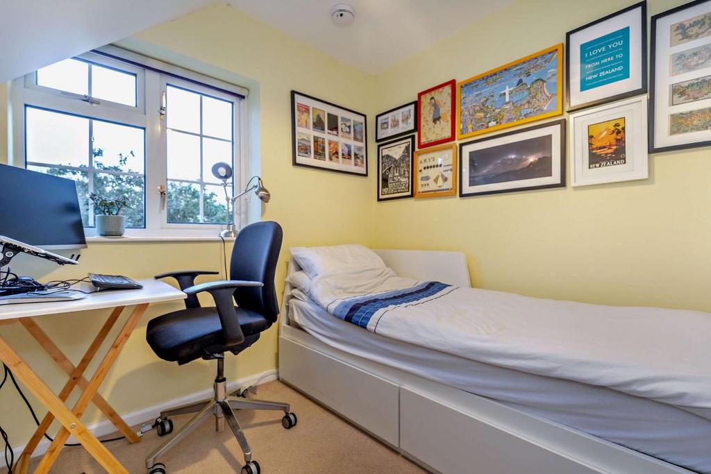 8533608-interior04-800.jpg