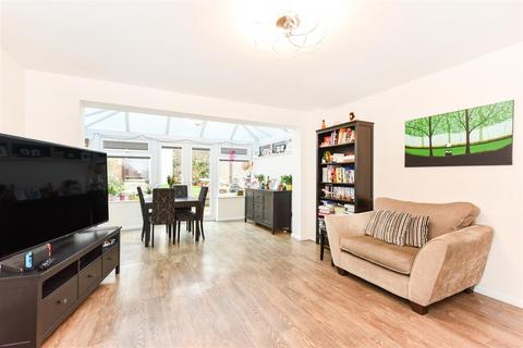 38 Wyemead Crescent, London, E4 6HW