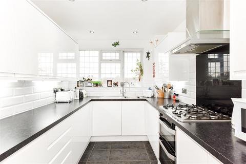 38 Wyemead Crescent, London, E4 6HW