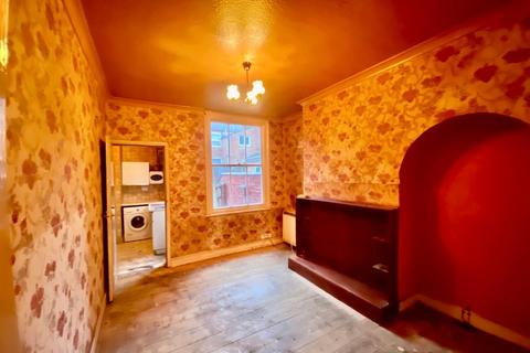 12 Brook Street, Northampton, NN1 2PE