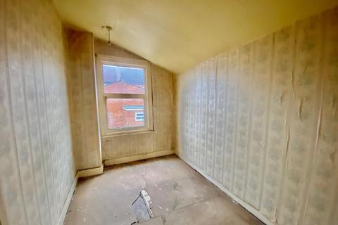 12 Brook Street, Northampton, NN1 2PE