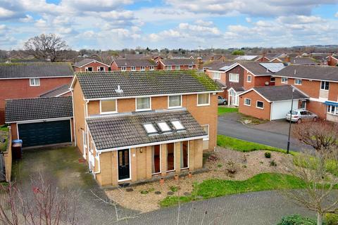 9 Brecon Close, Long Eaton, Nottingham, NG10 4JW
