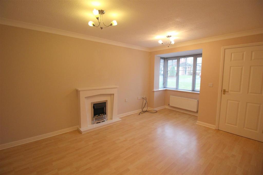 Farnham Drive, Darlington 3 bed detached house for sale £219,950