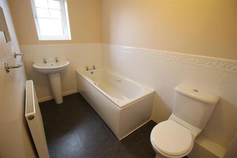 11 Farnham Drive, Darlington, DL3 0RS