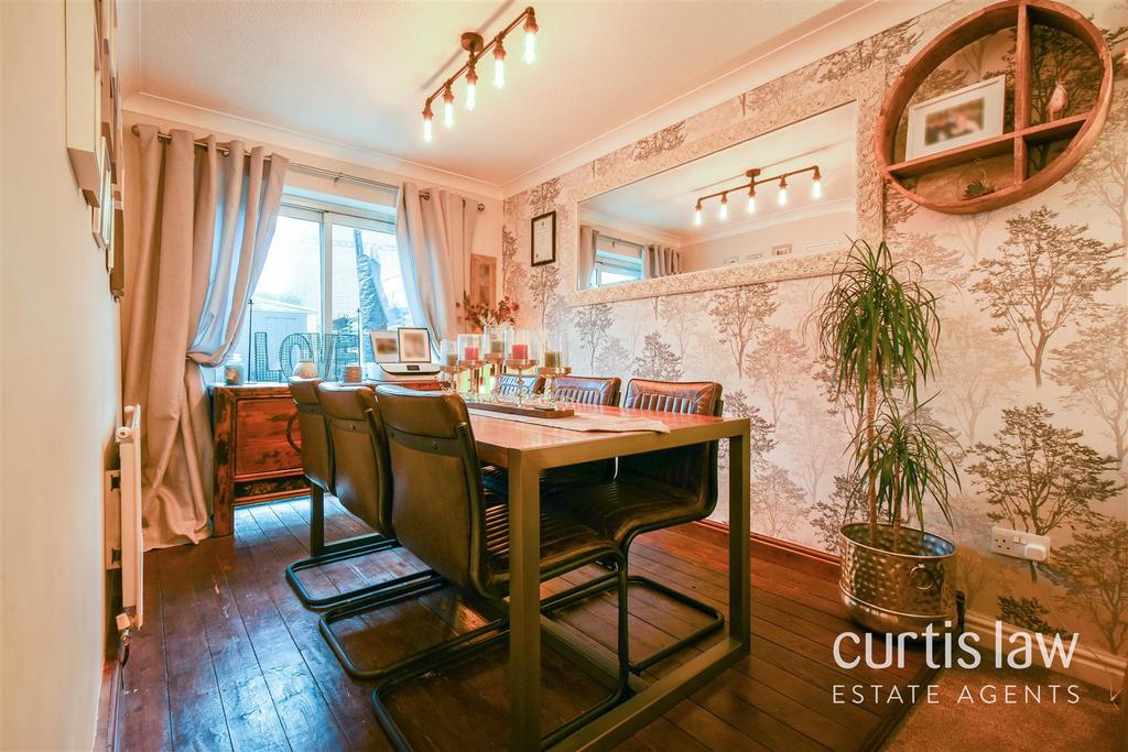 Collingwood, Clayton Le Moors... 3 bed end of terrace house £180,000