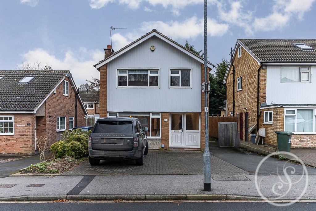 Linton Road, Leeds 3 bed detached house for sale £375,000