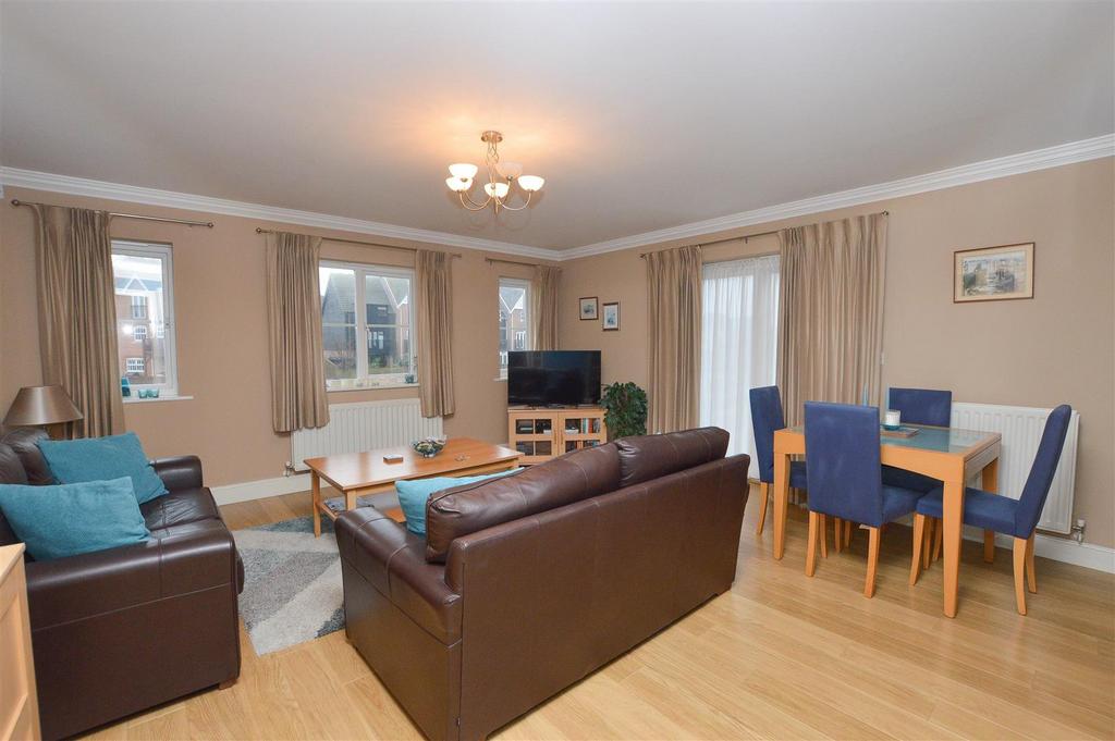 Daytona Quay, Eastbourne 2 bed flat £272,500