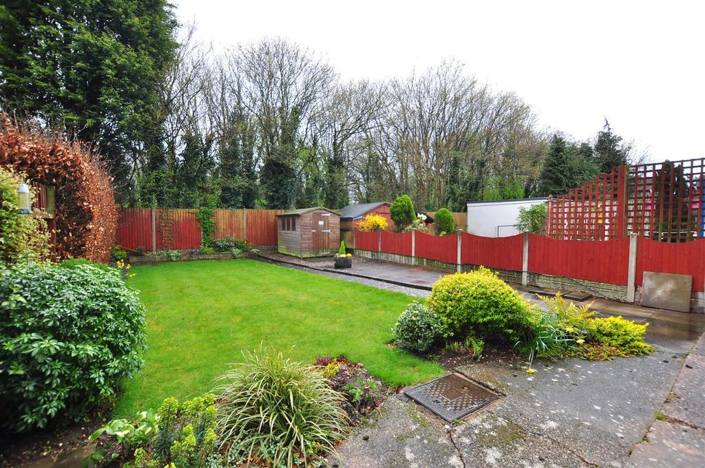 Howley Grange Road, Halesowen 2 bed semidetached house £230,000