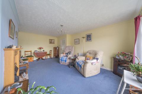 43 The Crescent, Netherton, Wakefield, WF4 4ND