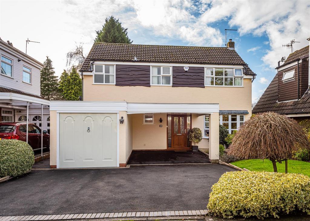 Chestnut Drive, Wombourne, Wolverhampton 4 bed detached house £482,500
