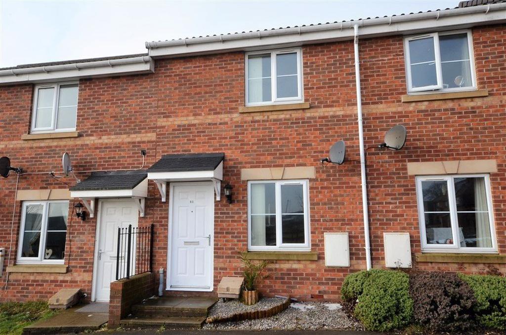 Walton Heights, Liversedge, WF15 2 bed townhouse £700 pcm (£162 pw)