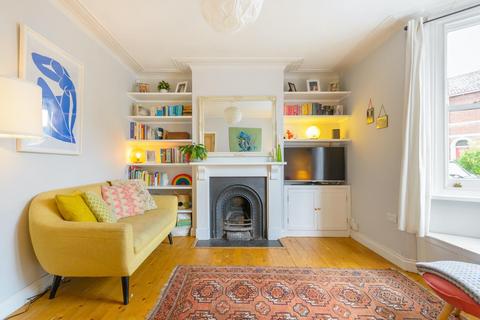 1 Rosebery Avenue, Bristol, BS2 9TW