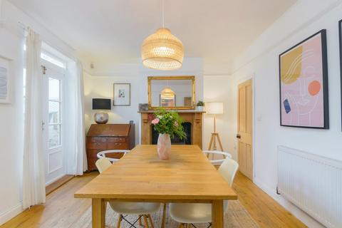 1 Rosebery Avenue, Bristol, BS2 9TW
