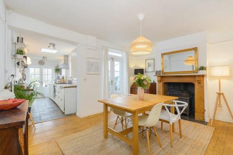 1 Rosebery Avenue, Bristol, BS2 9TW