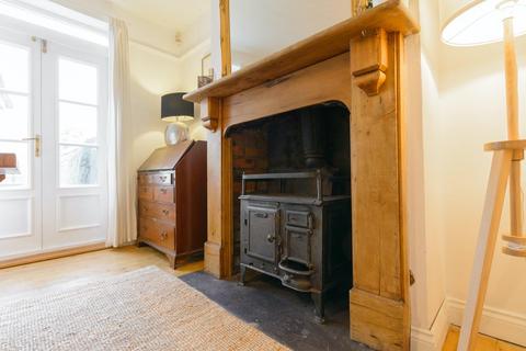 1 Rosebery Avenue, Bristol, BS2 9TW