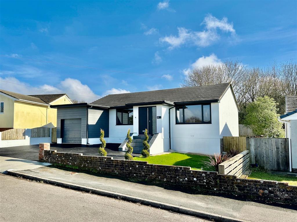 Barnfield Close, Galmpton, Brixham 3 bed detached bungalow for sale £
