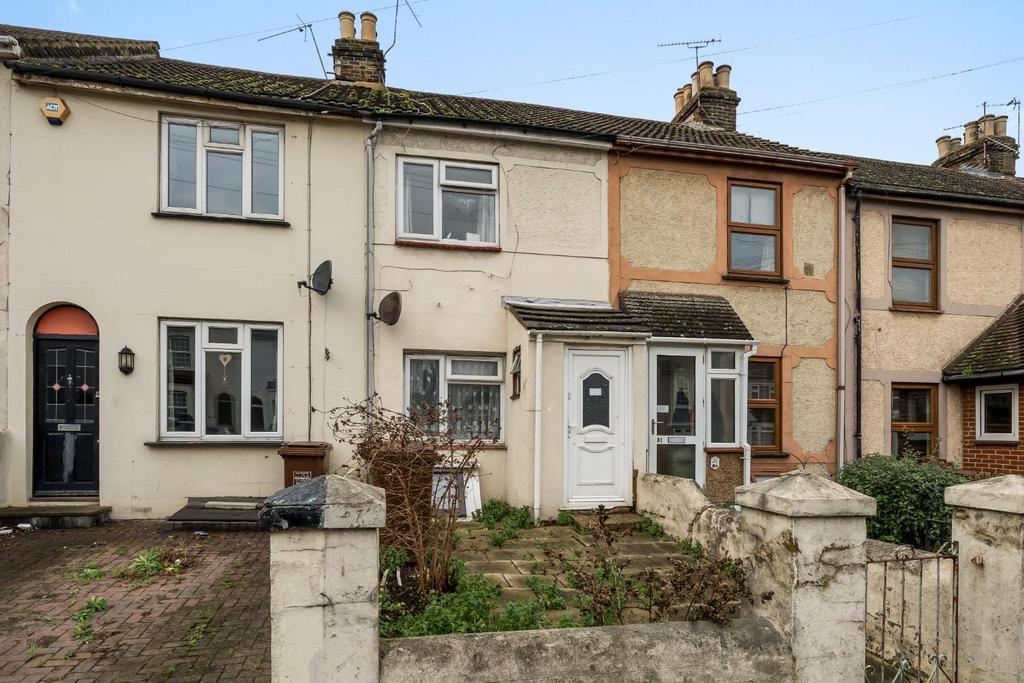 Nelson Road, Gillingham 2 bed terraced house £250,000