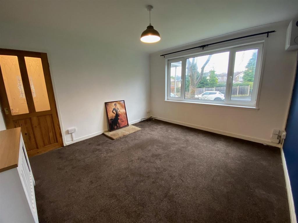 Broadgate, Almondbury, Huddersfield 1 bed flat £450 pcm (£104 pw)
