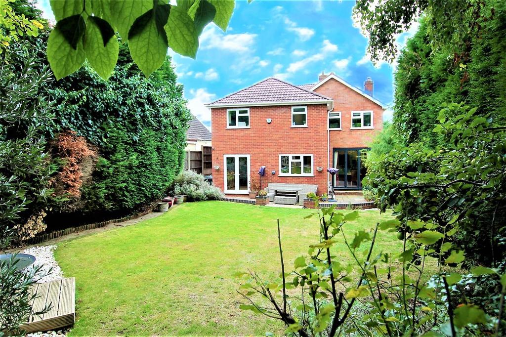 Hill Village Road, Sutton Coldfield, West Midlands 5 bed detached house