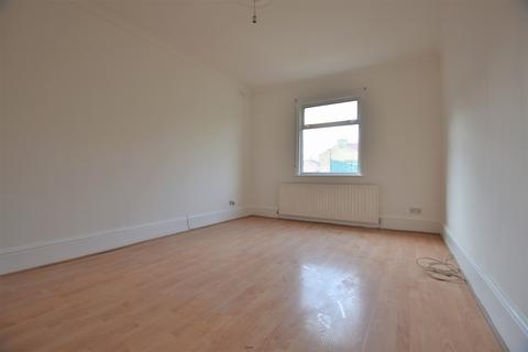 2 bedroom flat to rent, Kent House Road, Sydenham, SE26