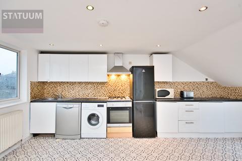 4 bedroom maisonette to rent, Millfields Road, Off Chatsworth Rd, Lower Clapton,, London, E5