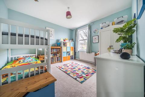 88 Fordel Road, London, SE6 1XR