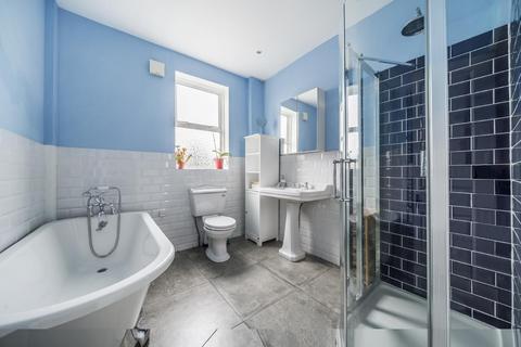 88 Fordel Road, London, SE6 1XR