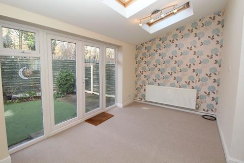 undefined, Lampton Close, Altrincham