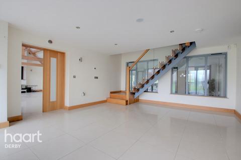 4 bedroom detached house to rent, 113 London Road, Derby