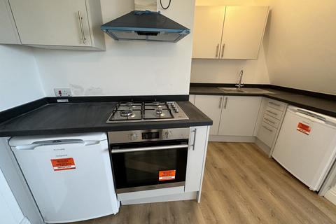 2 bedroom apartment to rent, Barge Drive, Southall, Greater London, UB2