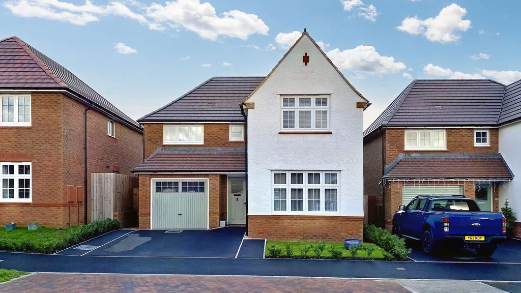 Kestrel Close, Kingsteignton, TQ12 4 bed detached house for sale £475,000