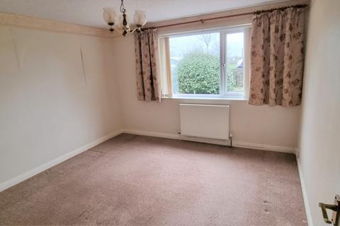 45 Oak Close, Ottery St Mary, EX11 1BB