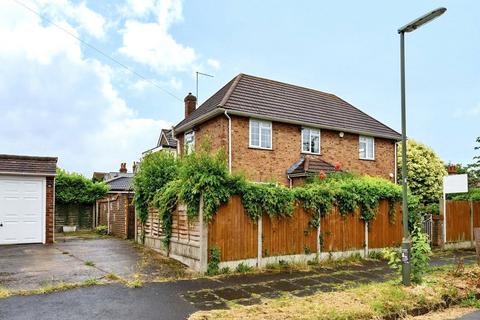 3 bedroom detached house for sale, Horne Road, Shepperton, TW17